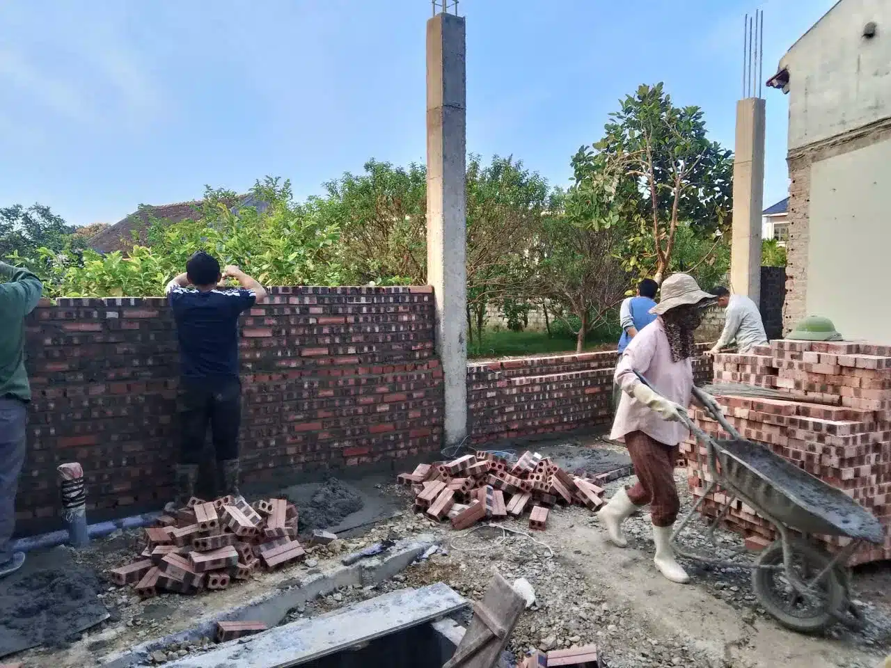 Phục Hưng Incons cam kết sử dụng vật liệu xây dựng chính hãng Hòa Phát, Bỉm Sơn.